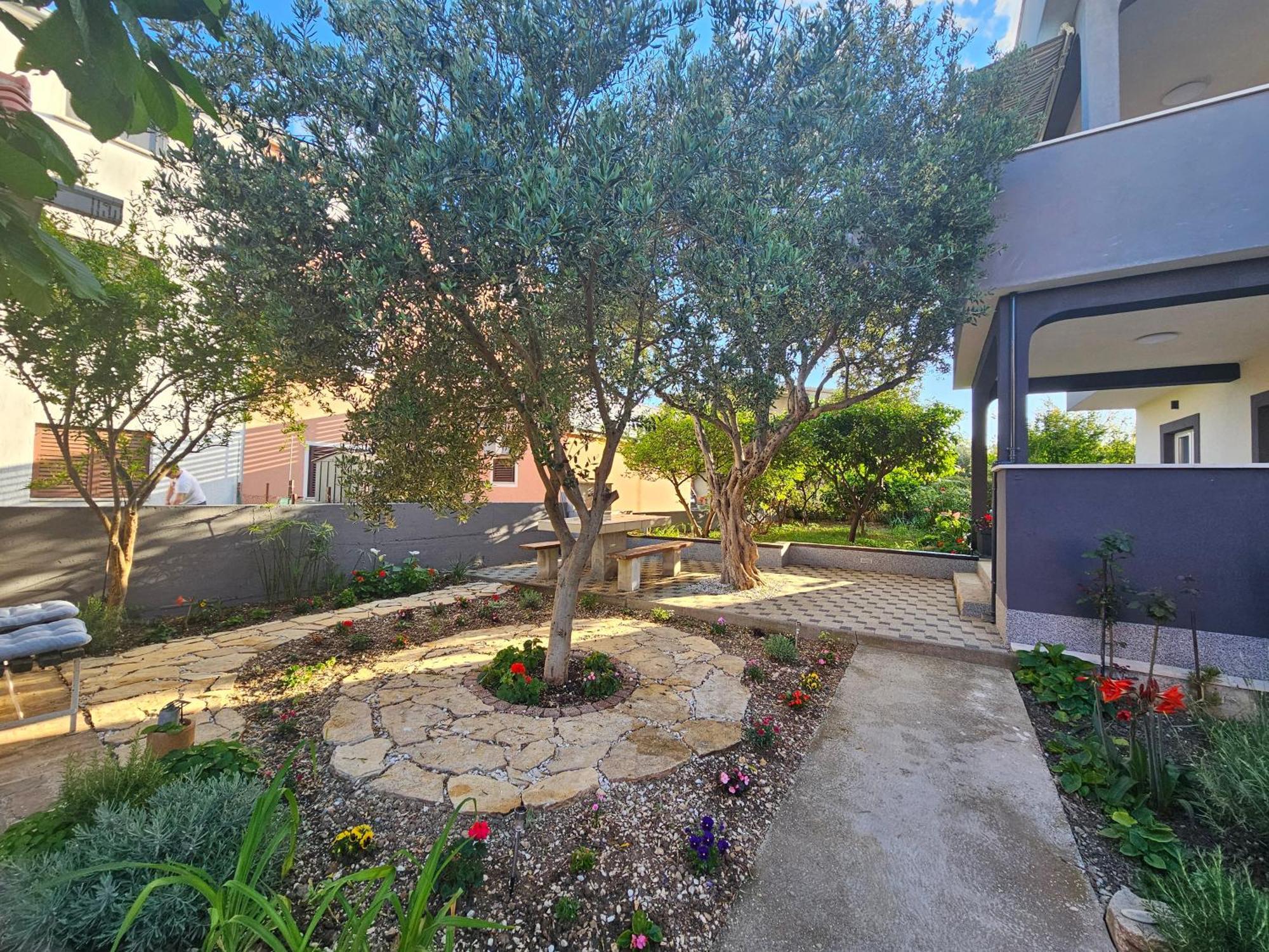 Apartmani Dianna Kastela Exterior photo